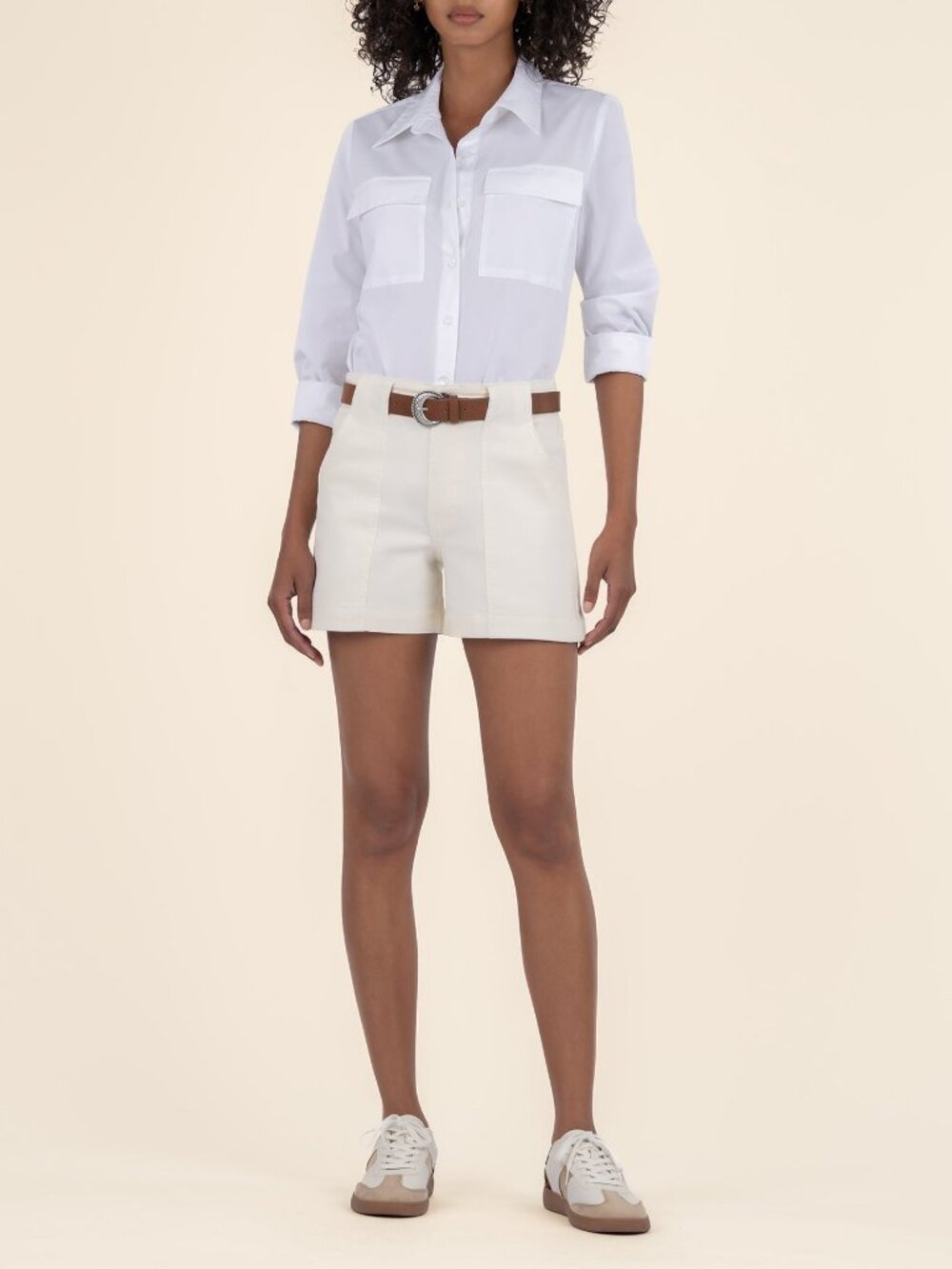 Kut from the Kloth Jane High Rise Short in Ecru Wash Size 2 / Ecru